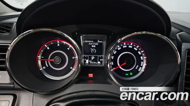 KGM Tivoli Air 2017 thumb 11