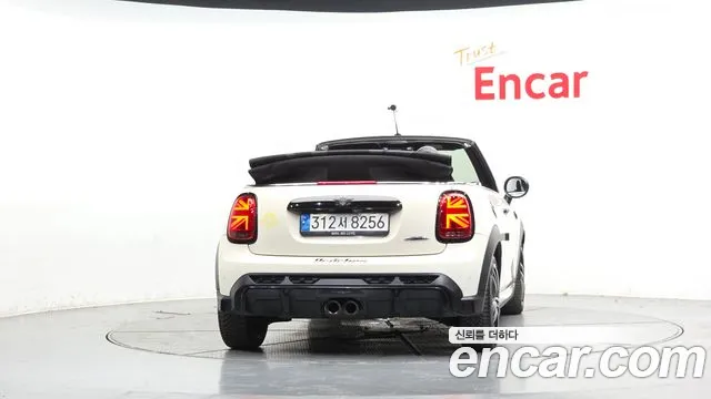 Mini Cooper Convertible 2021 thumb 10