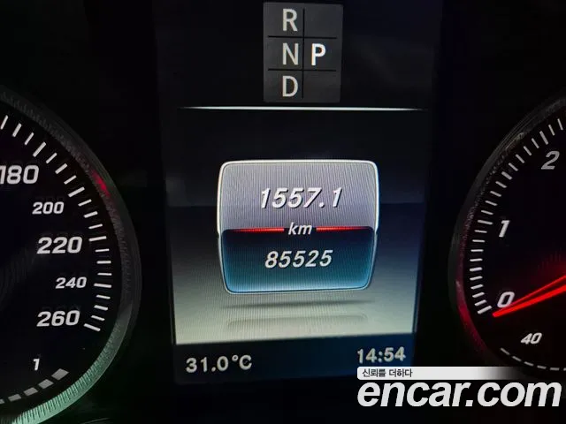 Mercedes-Benz GLC 2017 thumb 12