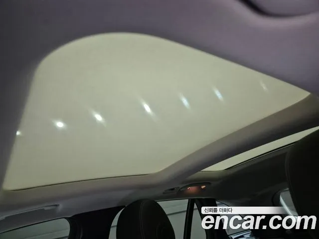 Mercedes-Benz GLC 2017 thumb 6