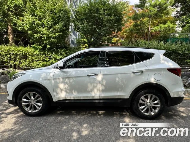 Hyundai Santafe 2016 thumb 5
