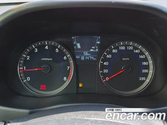 Hyundai Accent 2012 thumb 5