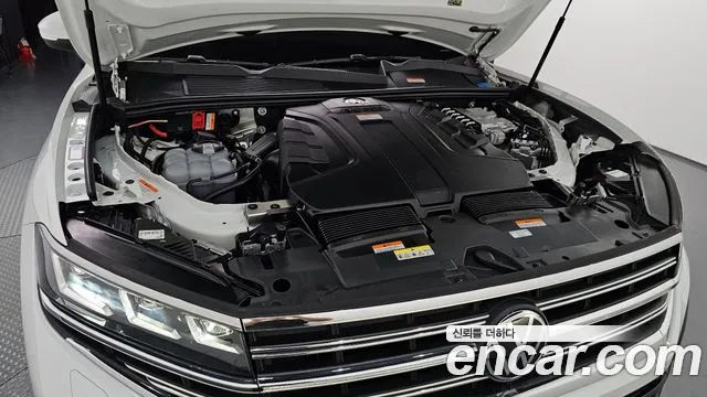 Volkswagen Touareg 2025 thumb 11