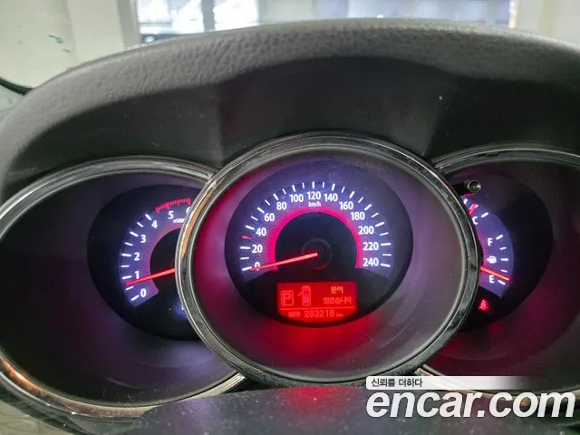 Kia Sorento 2010 thumb 4