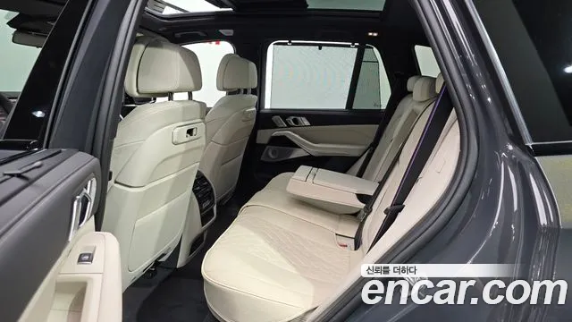 BMW X5 2025 thumb 6