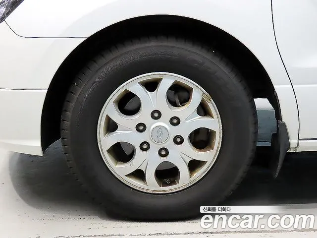 Hyundai Staria 2015 thumb 6
