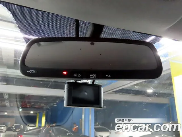 Hyundai Staria 2015 thumb 9