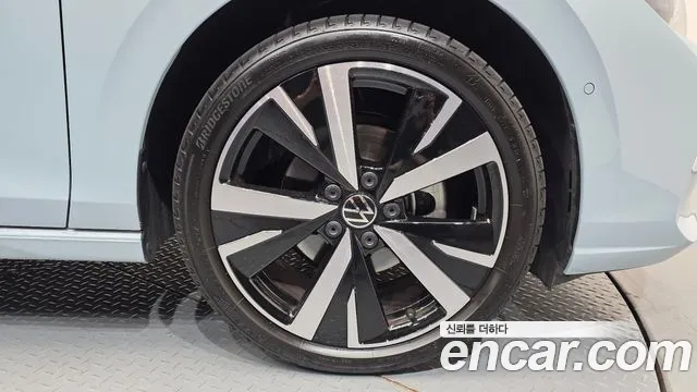 Volkswagen Golf Sportsvan 2025 thumb 4