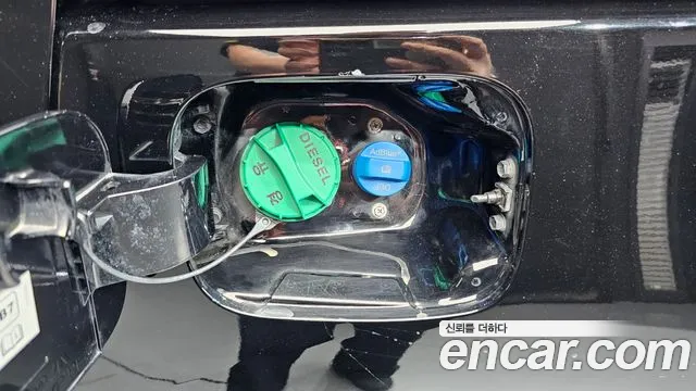 Kia Carnival 2019 thumb 2