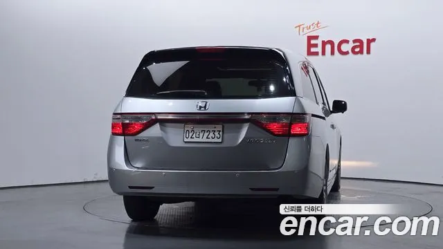 Honda Odyssey 2013 thumb 12