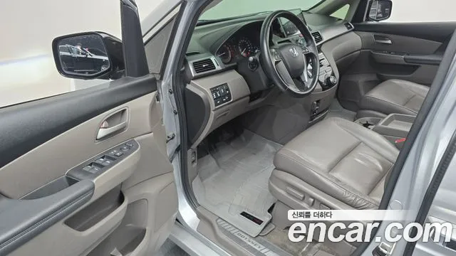 Honda Odyssey 2013 thumb 2