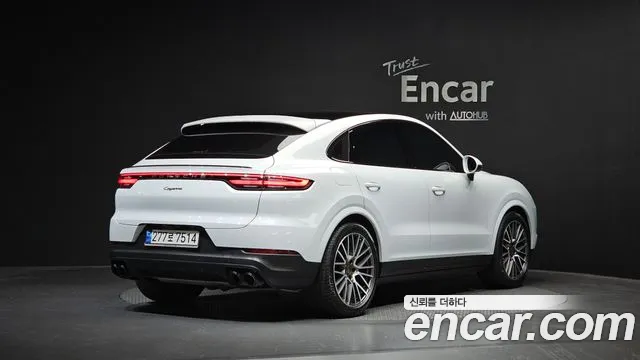 Porsche Cayenne 2022 thumb 9