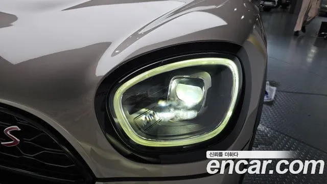 Mini Cooper 2023 thumb 11