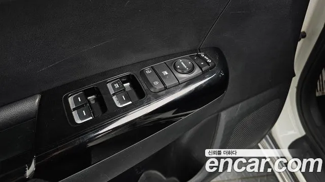 Kia Sportage 2016 thumb 10