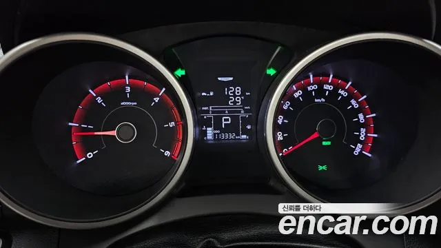 KGM Tivoli 2016 thumb 10