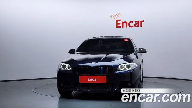 BMW 5 серии 2012 thumb 3
