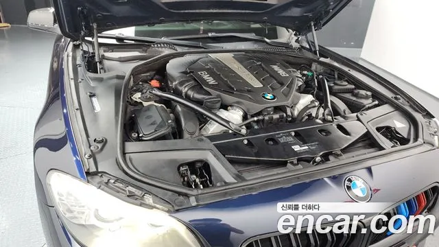 BMW 5 серии 2012 thumb 12