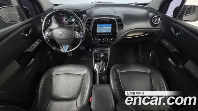Renault QM3 2017 thumb 11