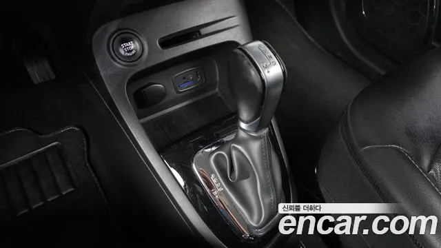 Renault QM3 2017 thumb 3