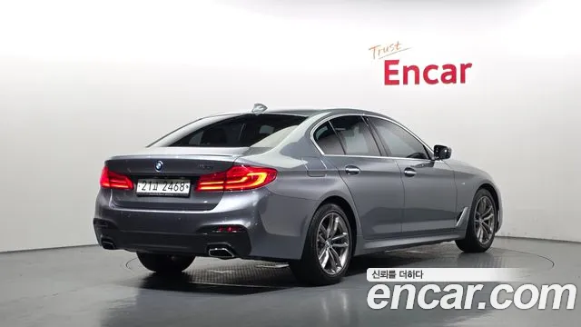 BMW 5 серии 2018 thumb 10
