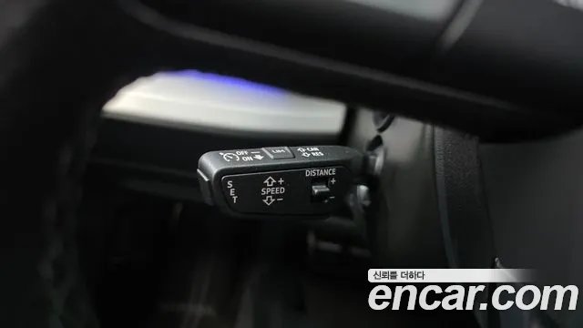 Audi Q7 2023 thumb 5