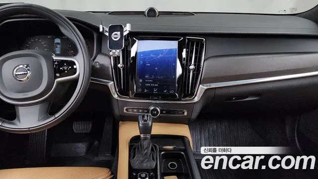 Volvo V90 Cross Country 2019 thumb 10