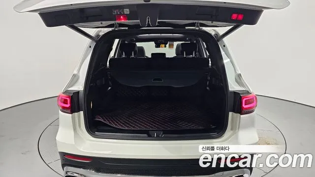 Mercedes-Benz GLB 2023 thumb 5