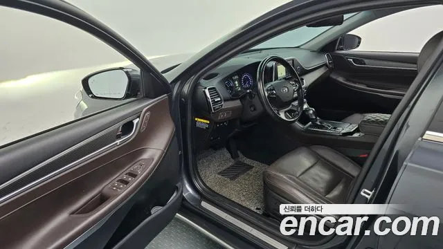 Hyundai Grandeur 2018 thumb 10