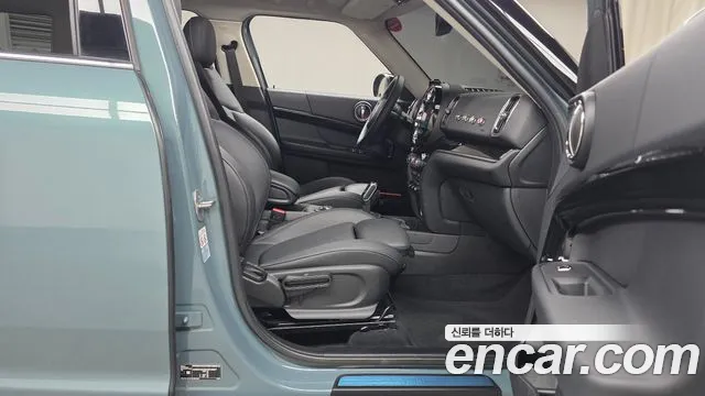 Mini Cooper Countryman 2022 thumb 3