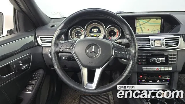 Mercedes-Benz E-Class 2013 thumb 6