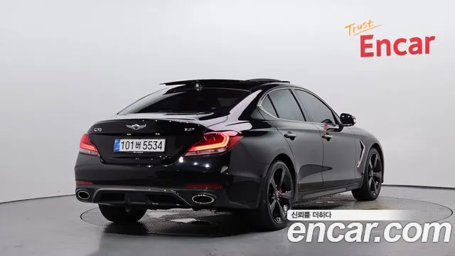 Genesis G70 2020 thumb 6