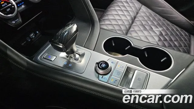 Genesis G70 2020 thumb 4