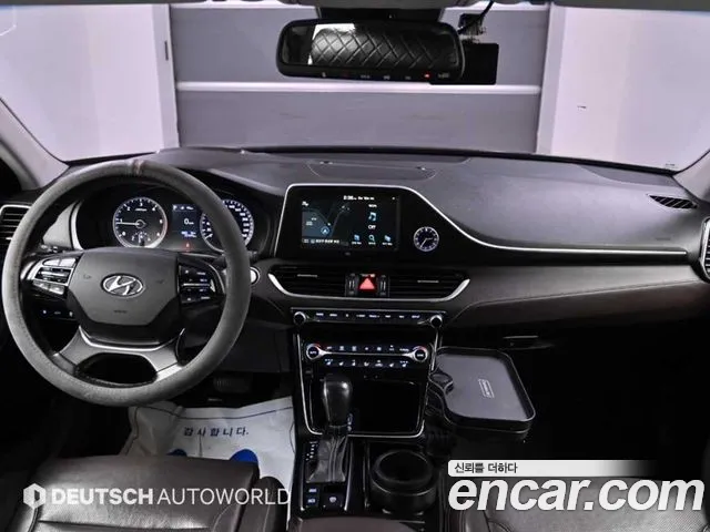 Hyundai Grandeur 2017 thumb 9