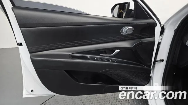 Hyundai Elantra 2021 thumb 9