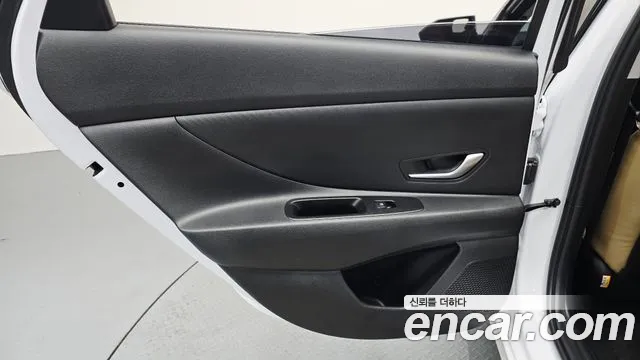 Hyundai Elantra 2021 thumb 6