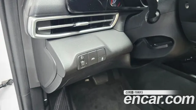 Hyundai Elantra 2021 thumb 2