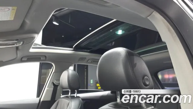 Audi Q7 2019 thumb 10