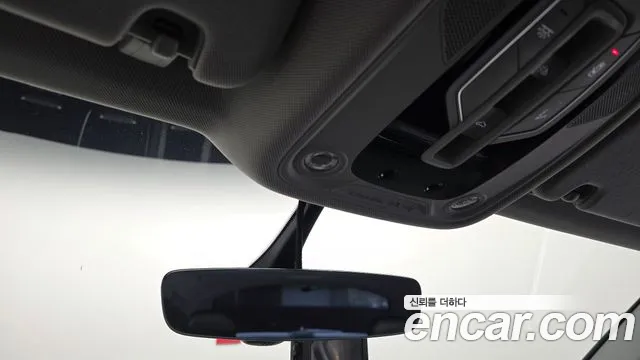 Audi Q7 2019 thumb 5