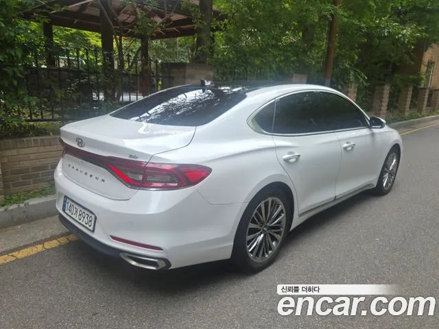 Hyundai Grandeur 2018 thumb 2