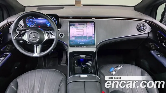 Mercedes-Benz EQE 2023 thumb 12