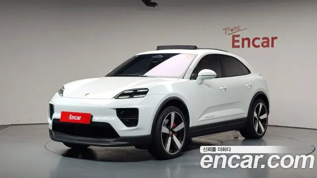 Porsche Macan EV 2025 thumb 5