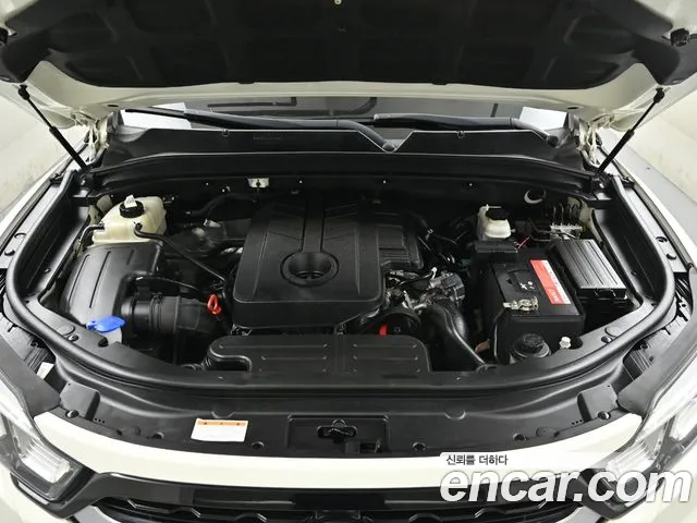 KGM Rexton 2019 thumb 6