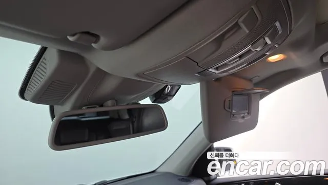Mercedes-Benz GLS-Класс 2018 thumb 11