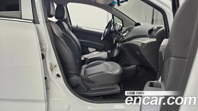 Chevrolet Spark 2014 thumb 6