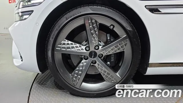 Genesis G80 2025 thumb 9