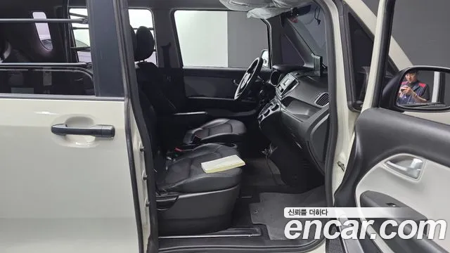 Kia Ray 2018 thumb 10