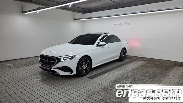 Mercedes-Benz E-Class 2025 thumb 11