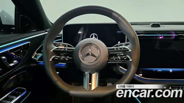 Mercedes-Benz E-Class 2025 thumb 2