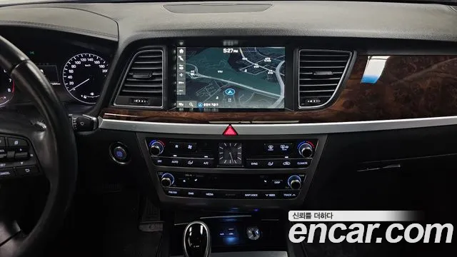 Hyundai Genesis 2014 thumb 3