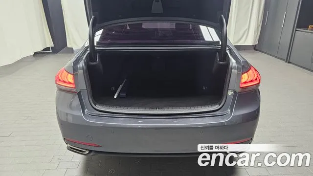 Hyundai Genesis 2014 thumb 6